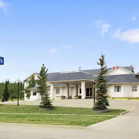 Days Inn By Wyndham Hinton Esterno foto